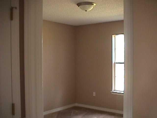 AUBURN ACRES - Residential Lease