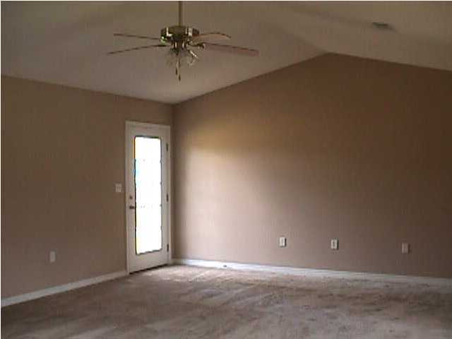 AUBURN ACRES - Residential Lease