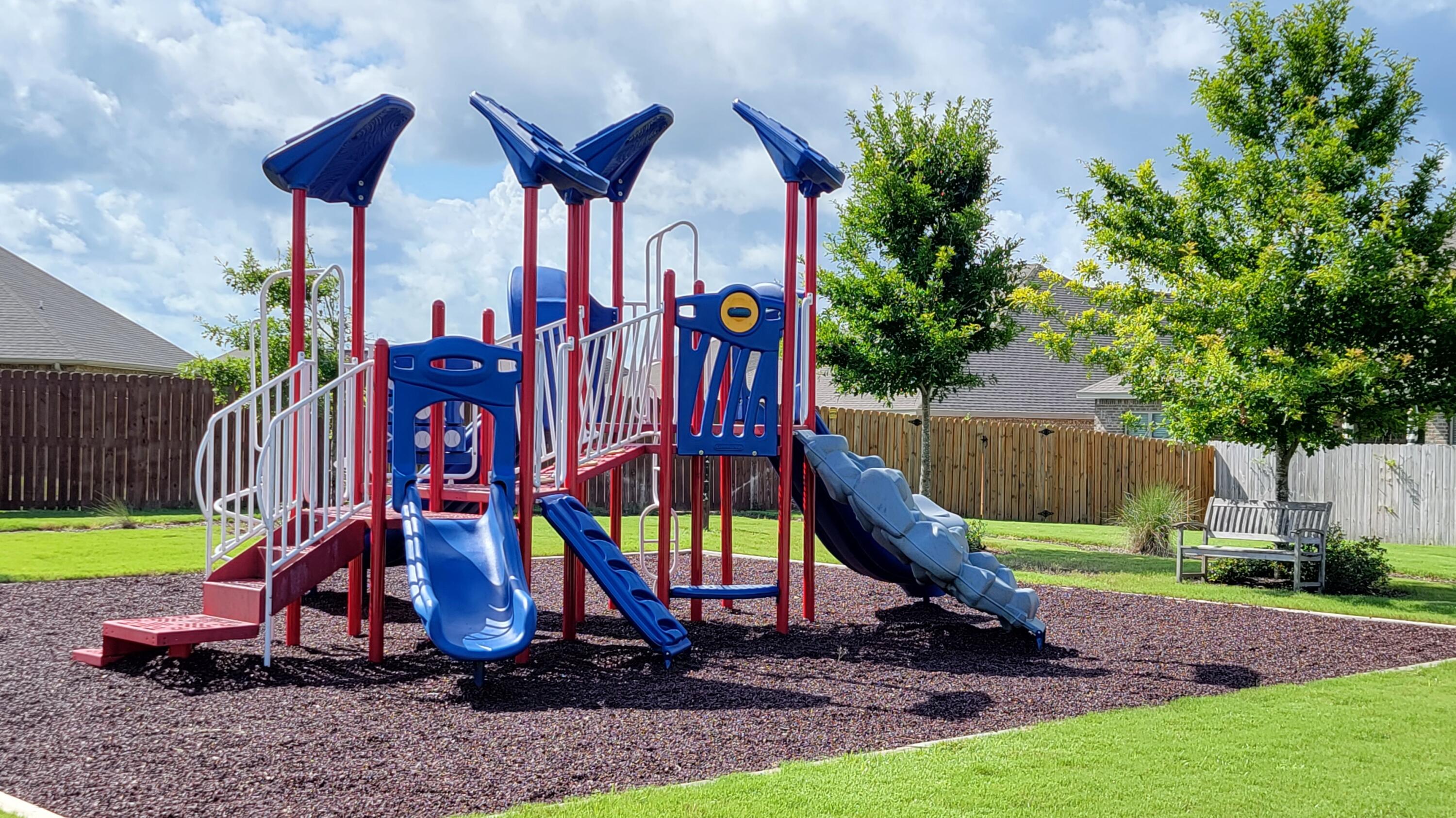 REDSTONE COMMONS - Residential