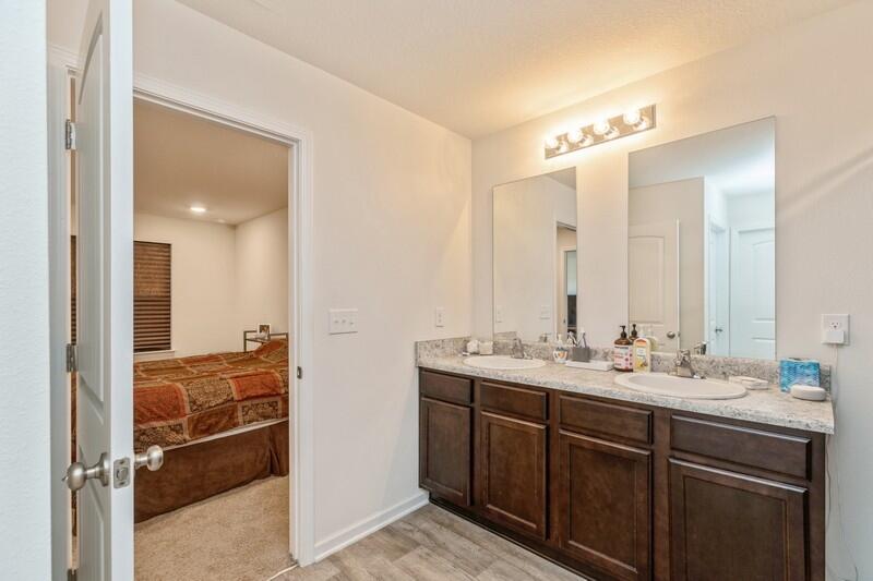 REDSTONE COMMONS - Residential