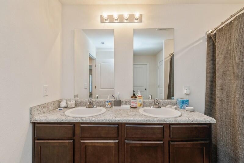 REDSTONE COMMONS - Residential