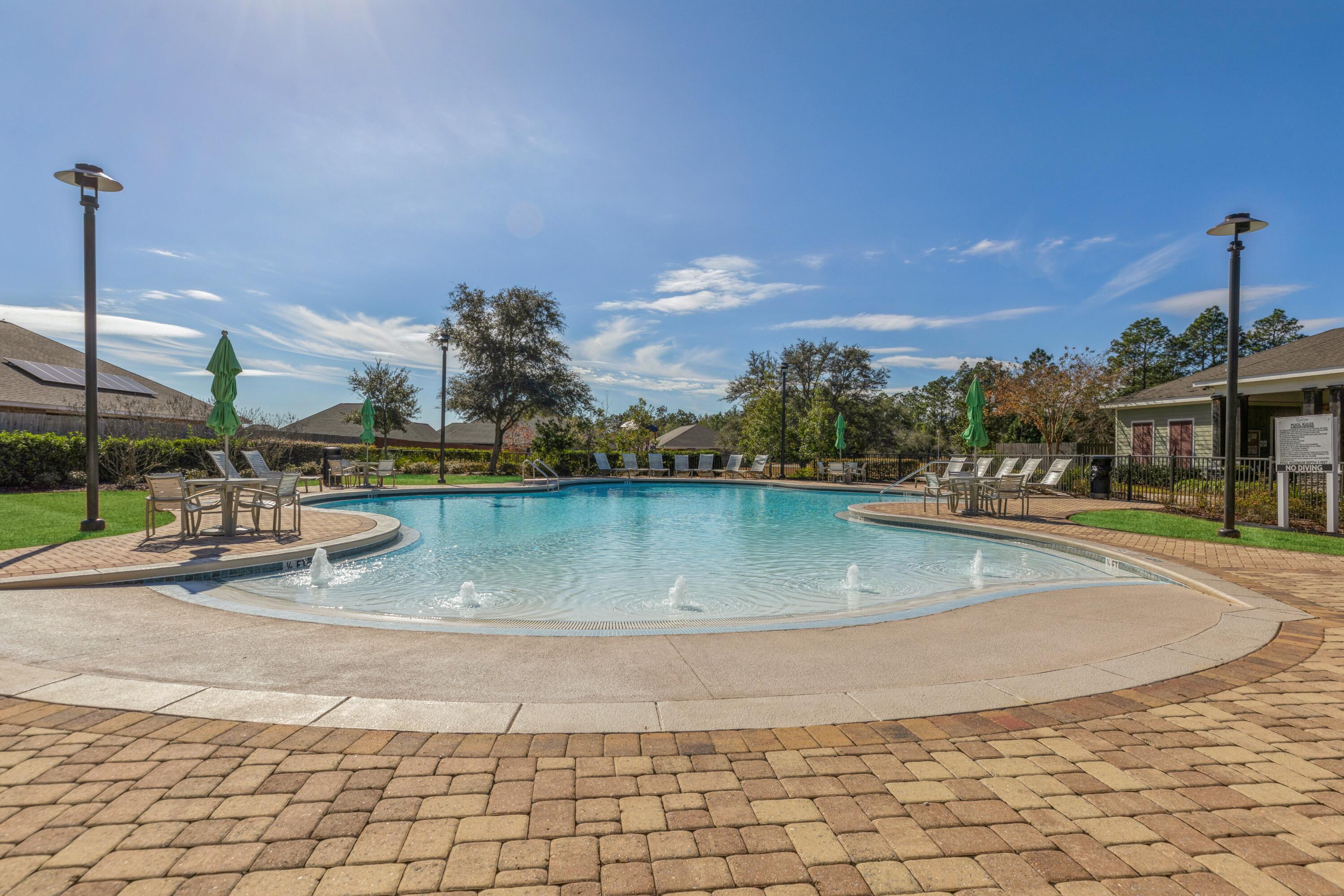 REDSTONE COMMONS - Residential