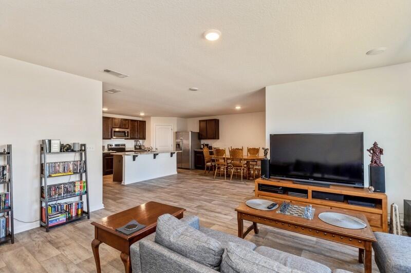 REDSTONE COMMONS - Residential