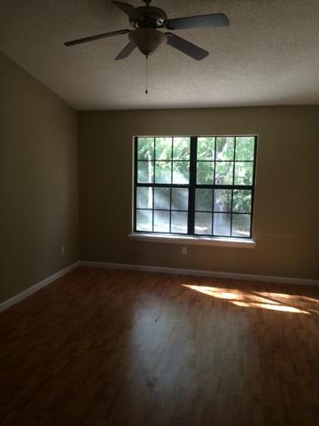 CHATEAU PRES DE LA MER - Residential Lease