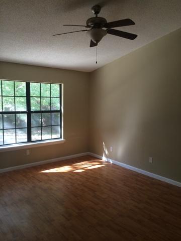 CHATEAU PRES DE LA MER - Residential Lease