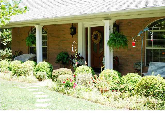 WOODLAND SHORES - Residential