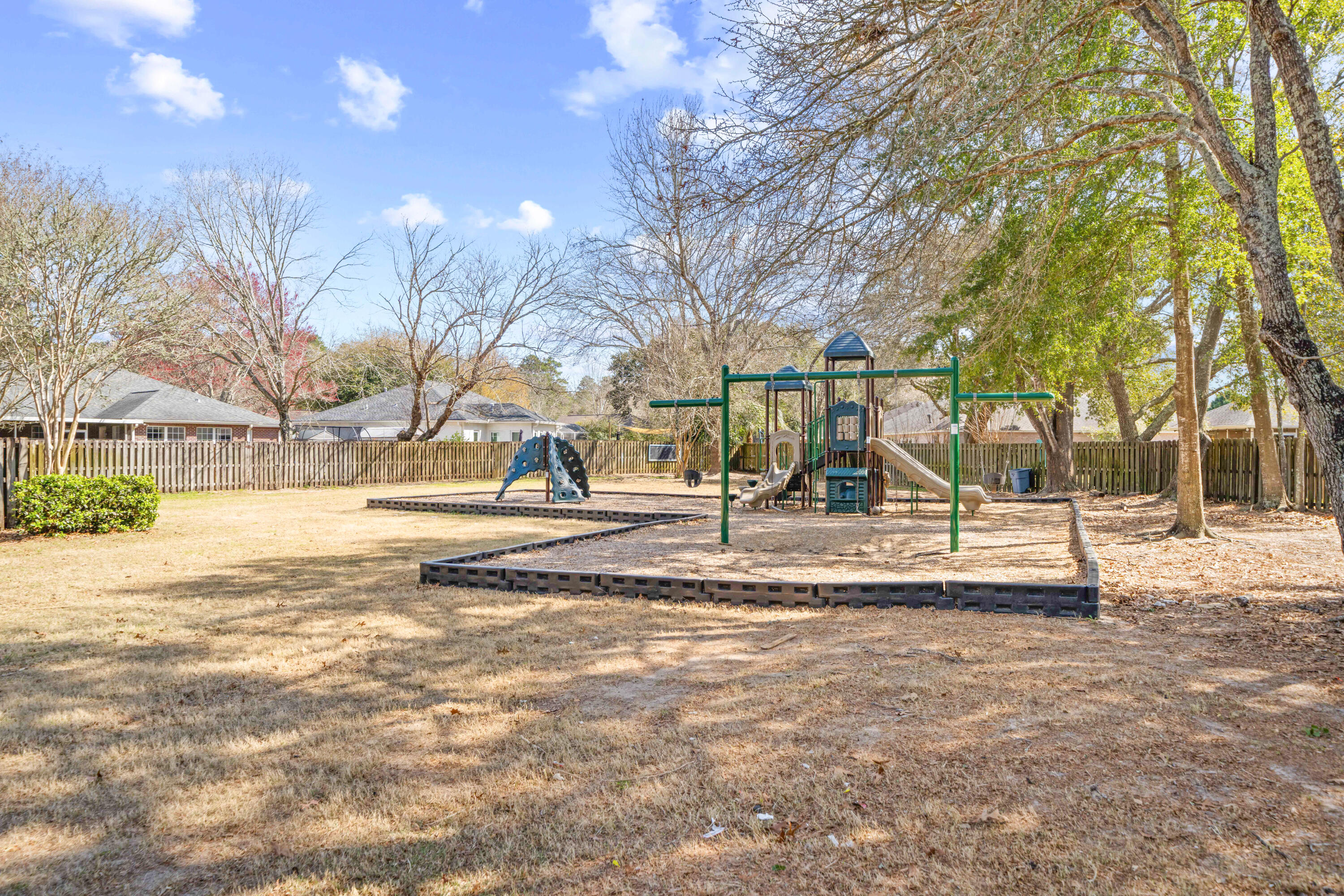 PARKWOOD ESTATES PH 7 - Residential