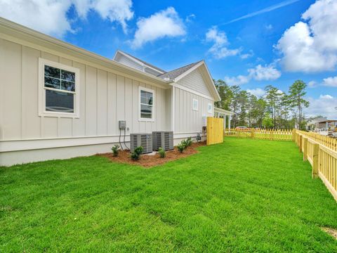 A home in Niceville