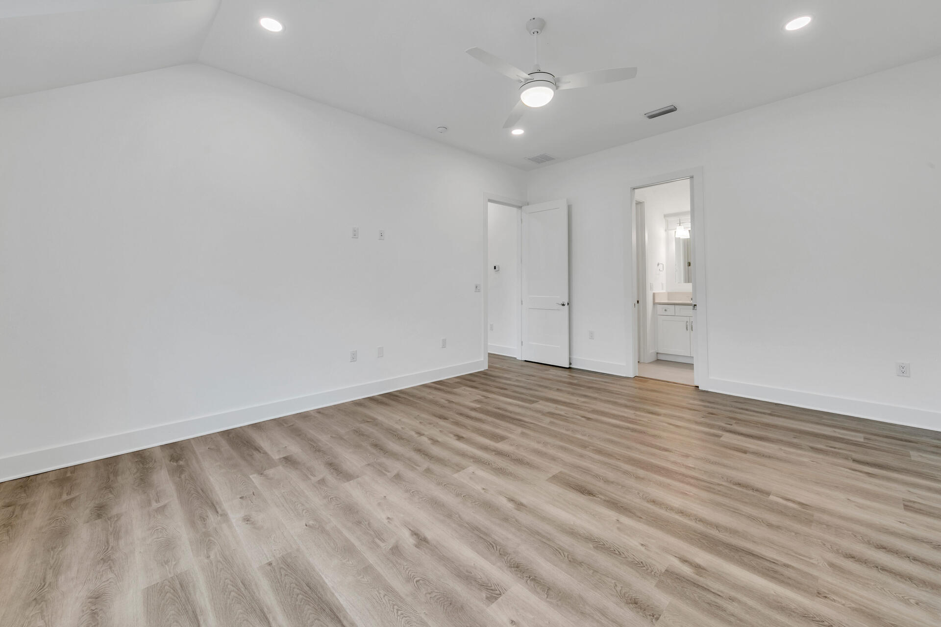 Deer Moss Creek - Residential