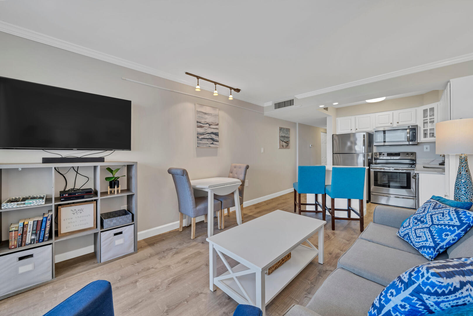 JETTY EAST CONDO - Residential