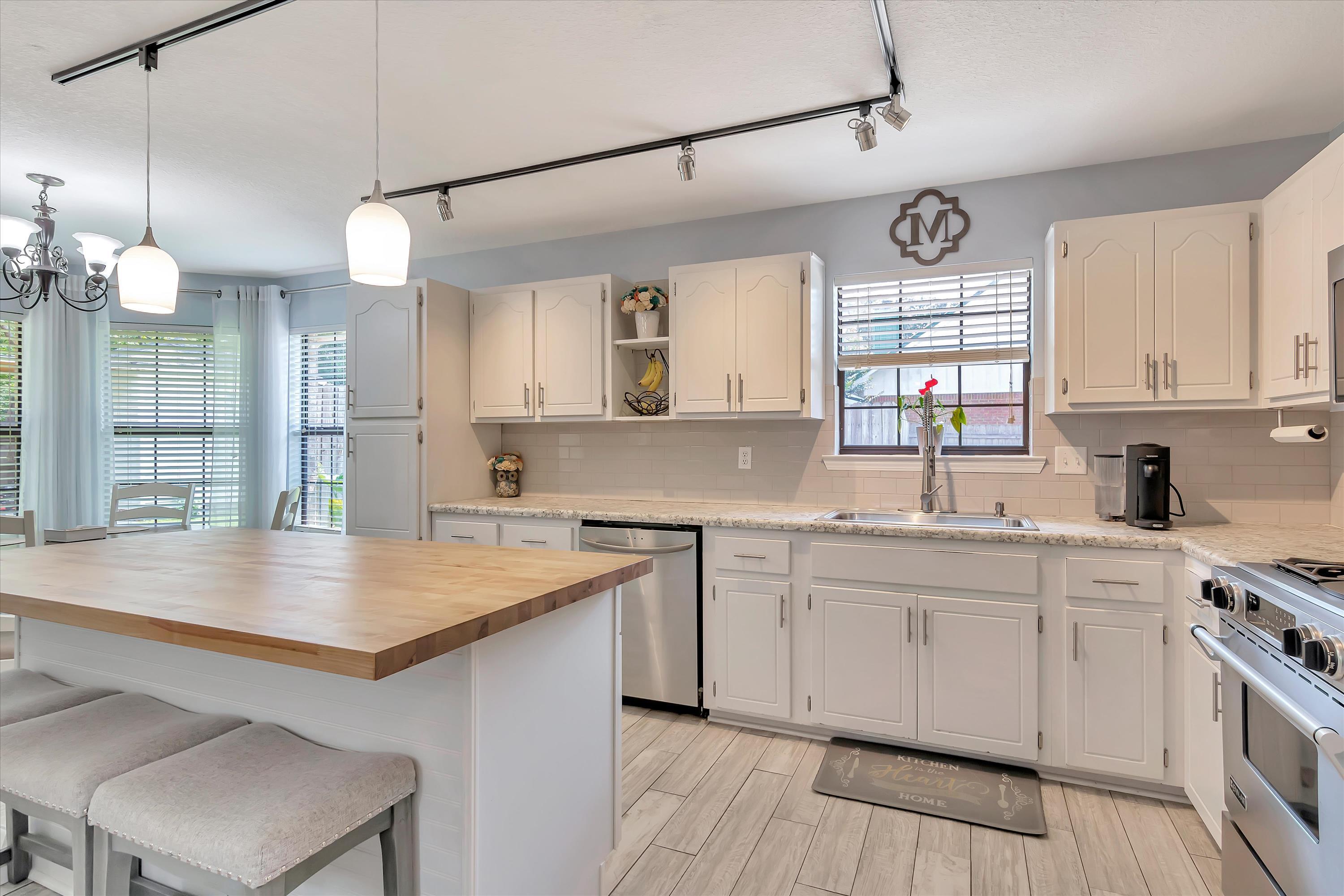 PLANTATION OAKS S/D - Residential