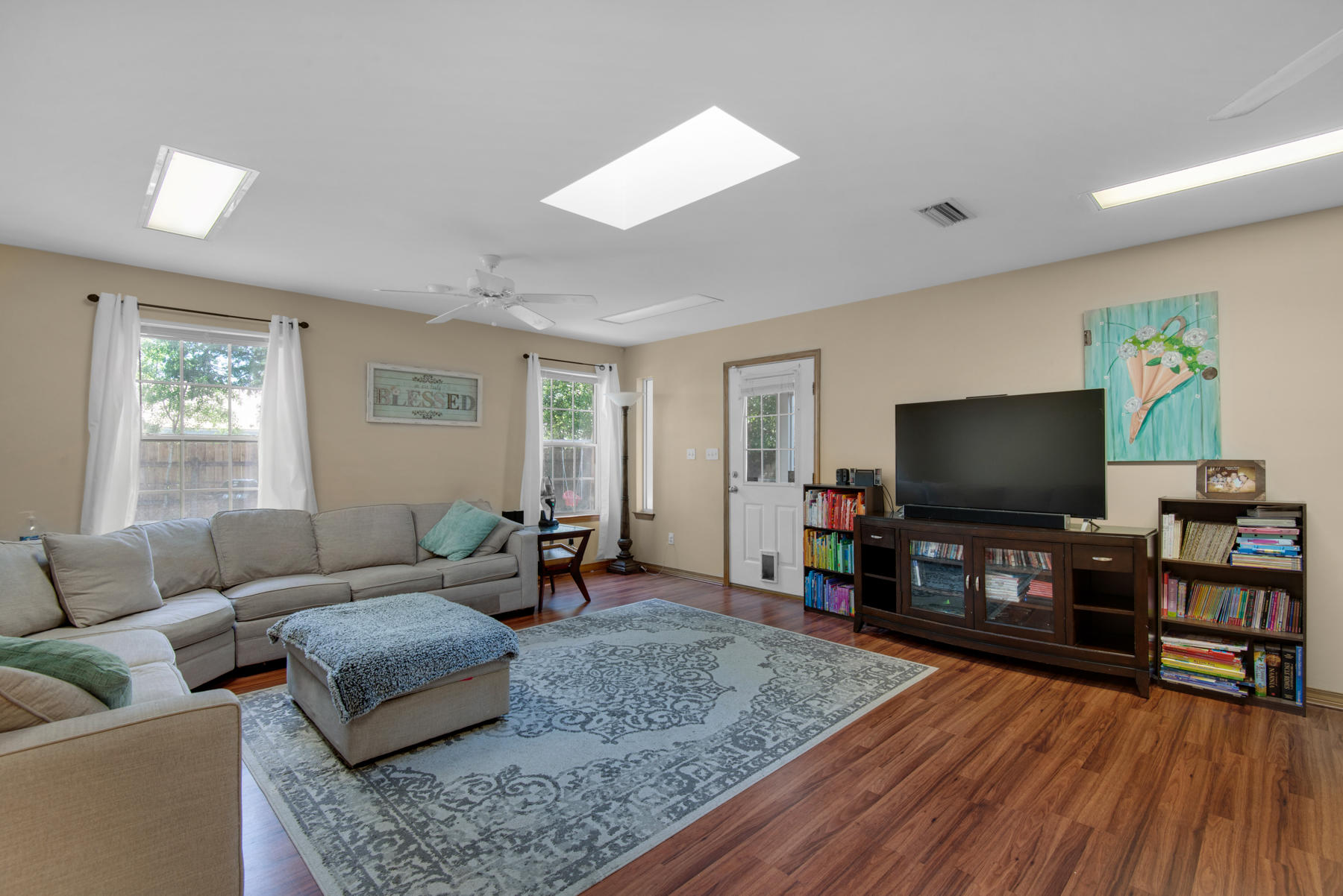 SANTA MARKELLA - Residential