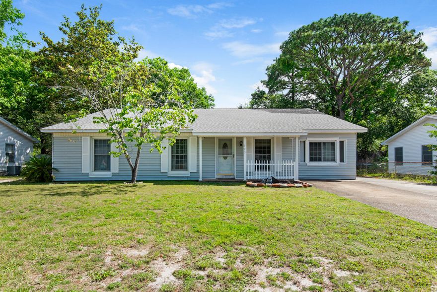 Inviting home fresh on the market. New roof installed in 2021 and new A.C unit installed in 2020! This spacious 4 bedroom, 3 bath house has plenty of room for a growing family or excellent potential for rental income. Large open floor plan and a large dining/living area make this the perfect home for entertaining guests or spending time with family. The home also offers a screened in porch with a yard perfect for kids or pets. Please contact Jamie with all inquiries.