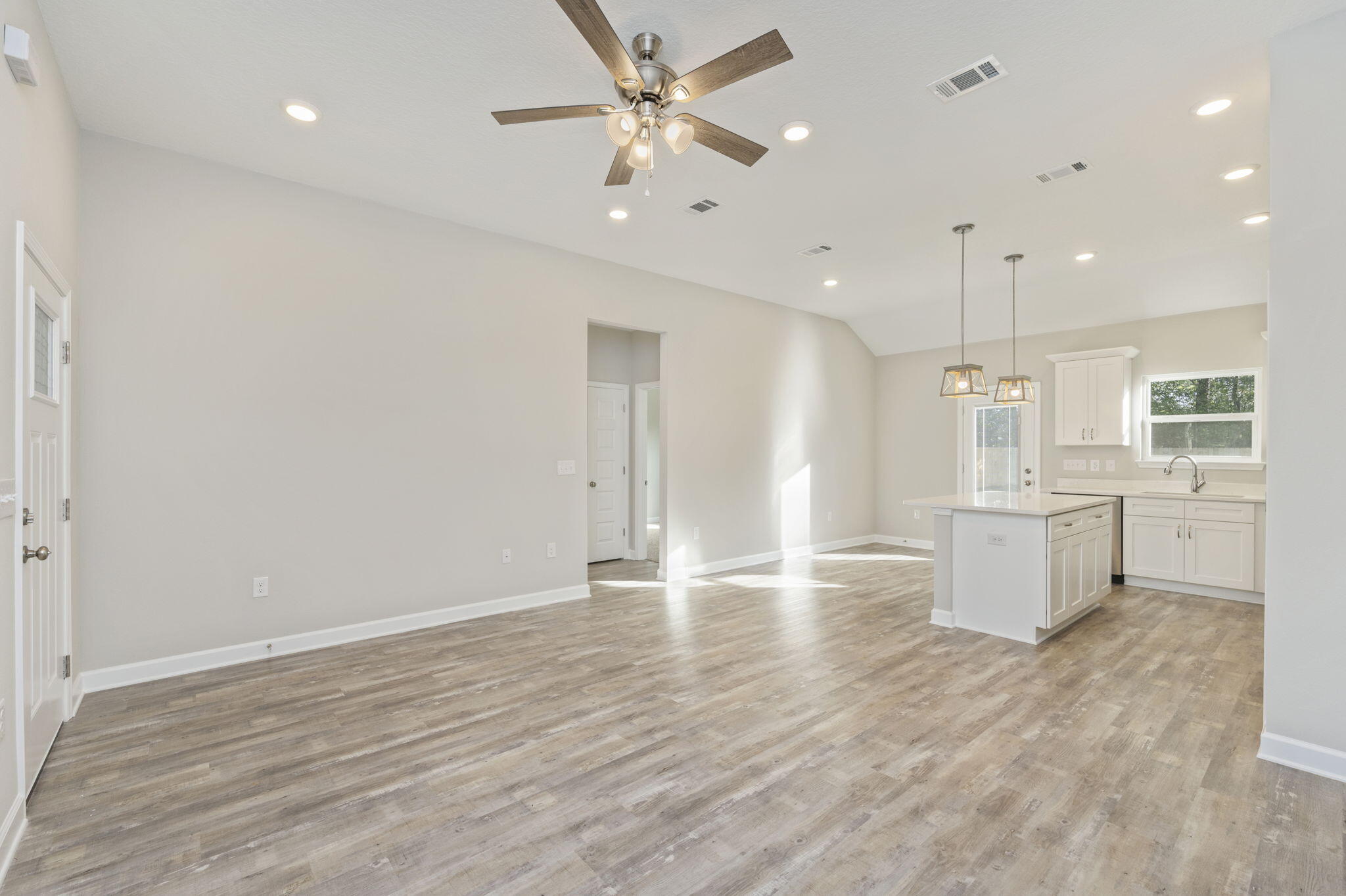 QUIET OAKS S/D - Residential