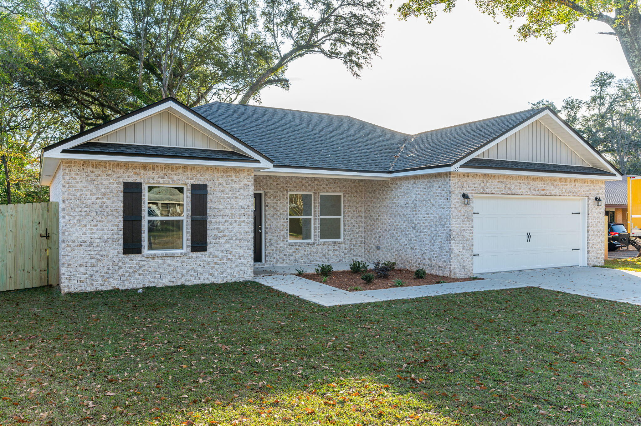 QUIET OAKS S/D - Residential