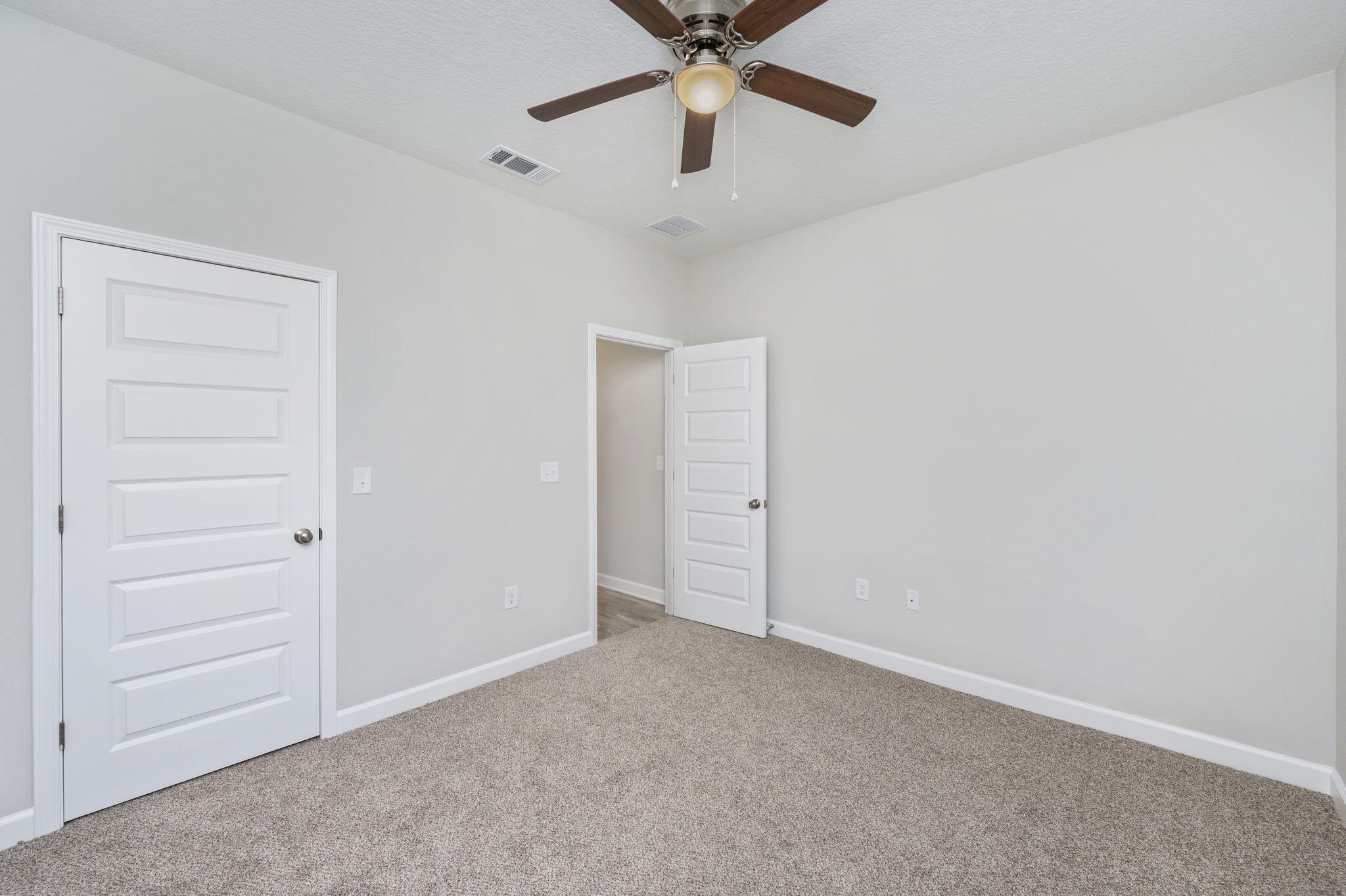 QUIET OAKS S/D - Residential