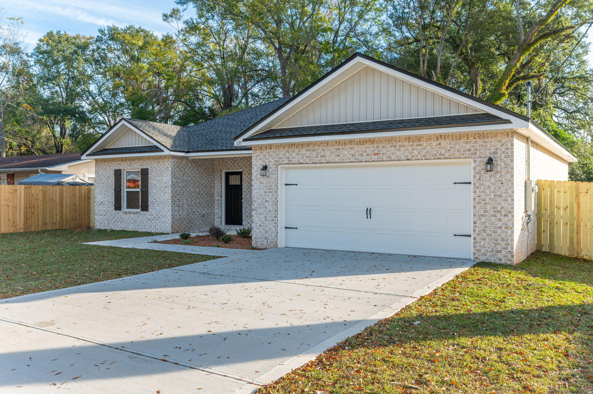 QUIET OAKS S/D - Residential