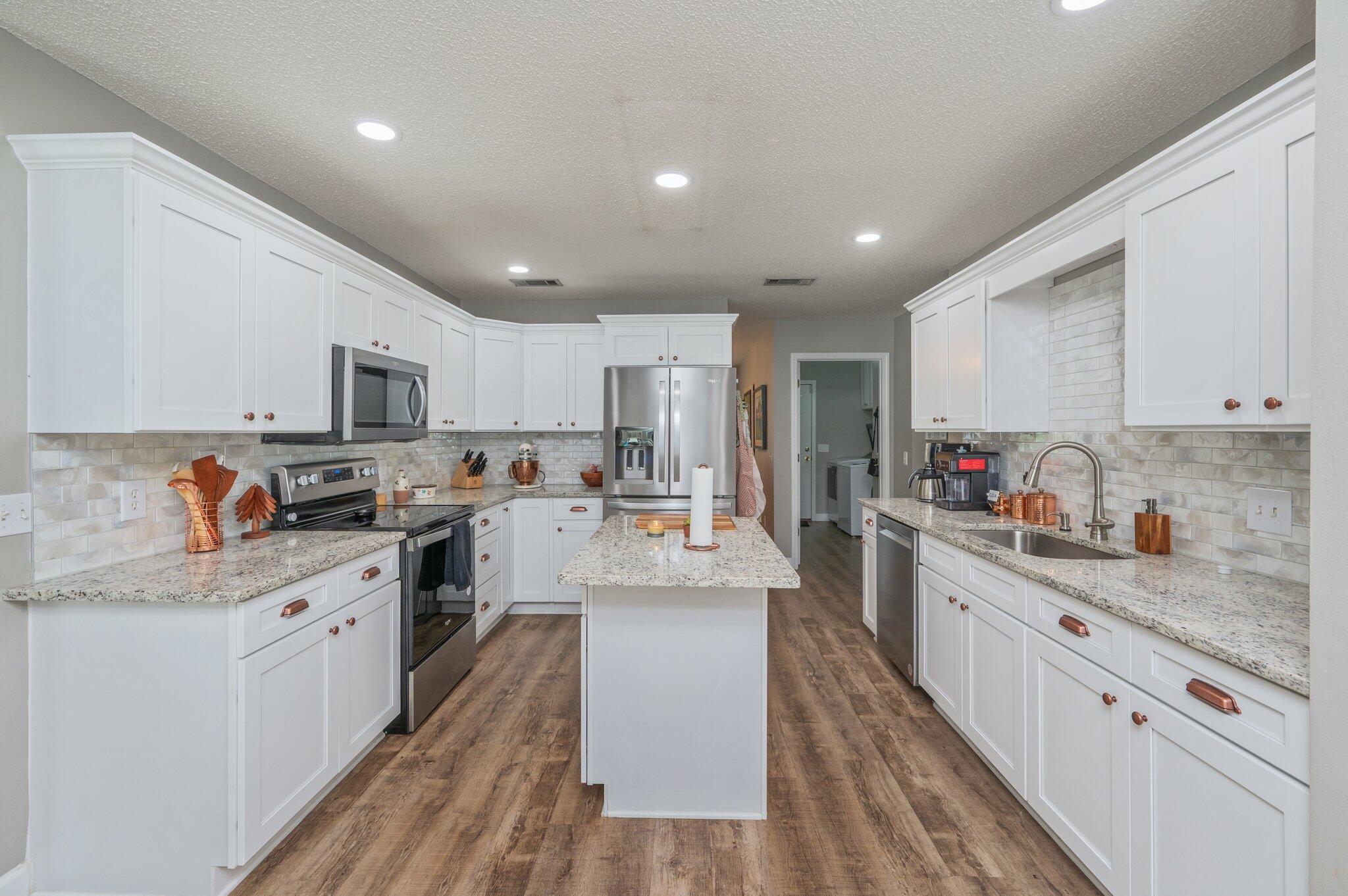 WESTVIEW ESTATES PH 1 - Residential