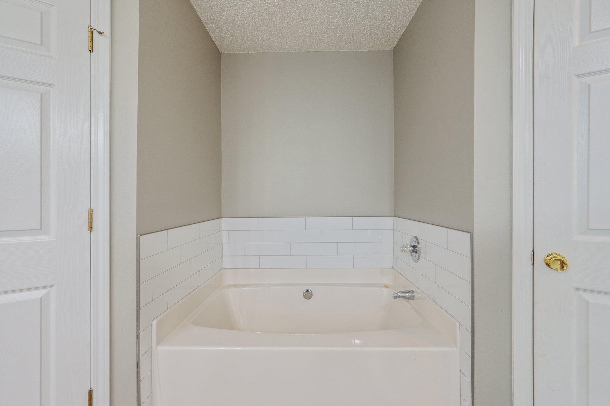WESTVIEW ESTATES PH 1 - Residential