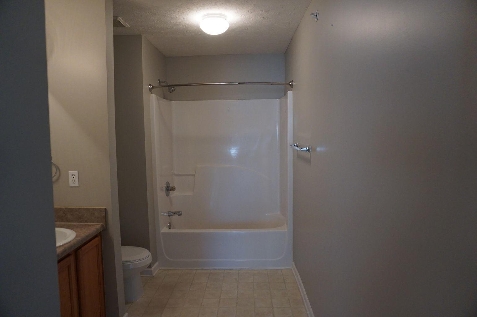 ROLLING PINES - Residential