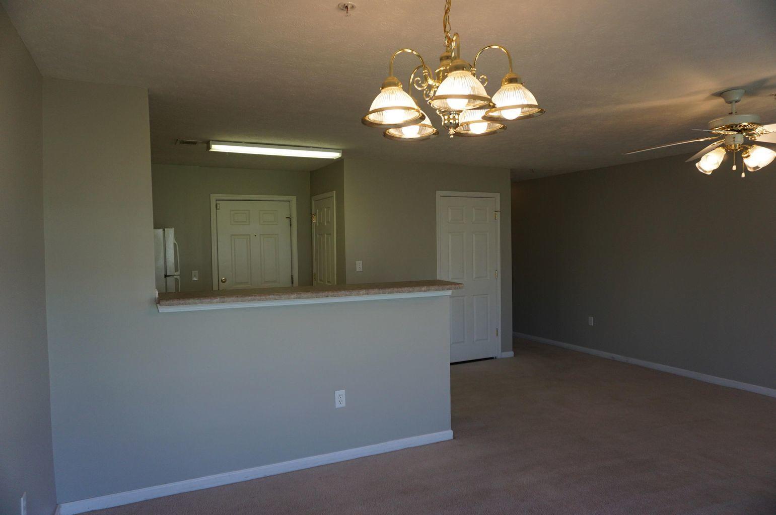 ROLLING PINES - Residential