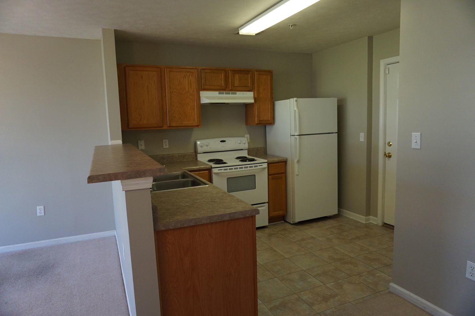 ROLLING PINES - Residential