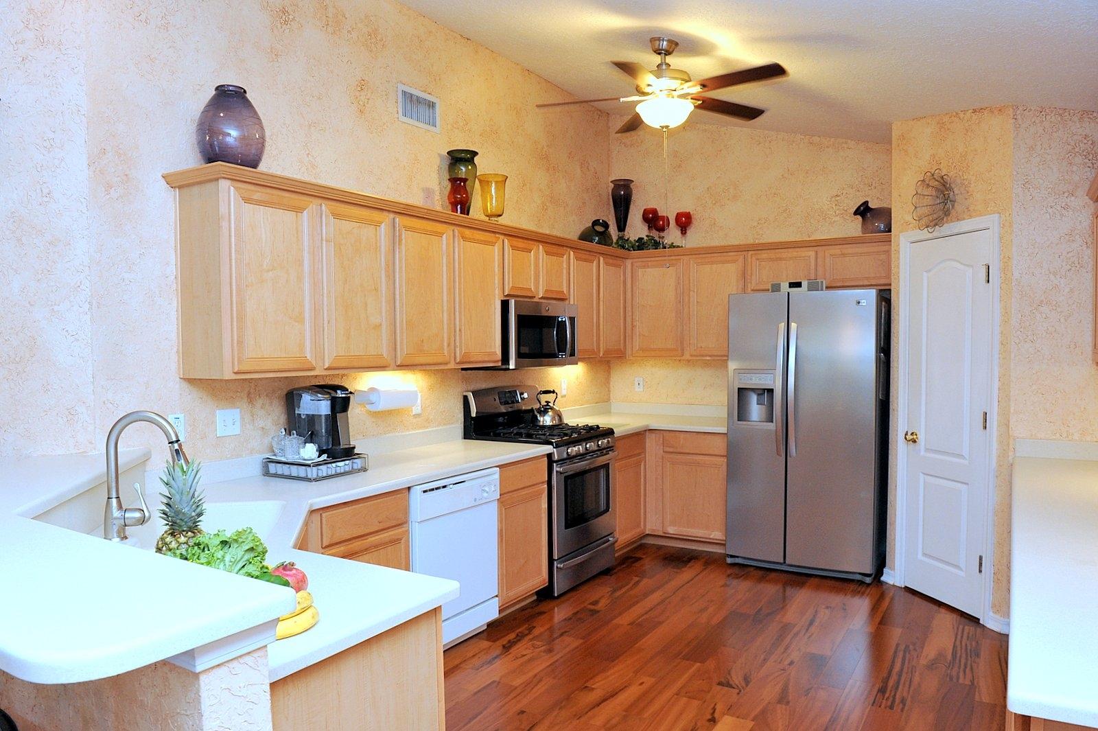 EMERALD LAKES PH 1 - Residential