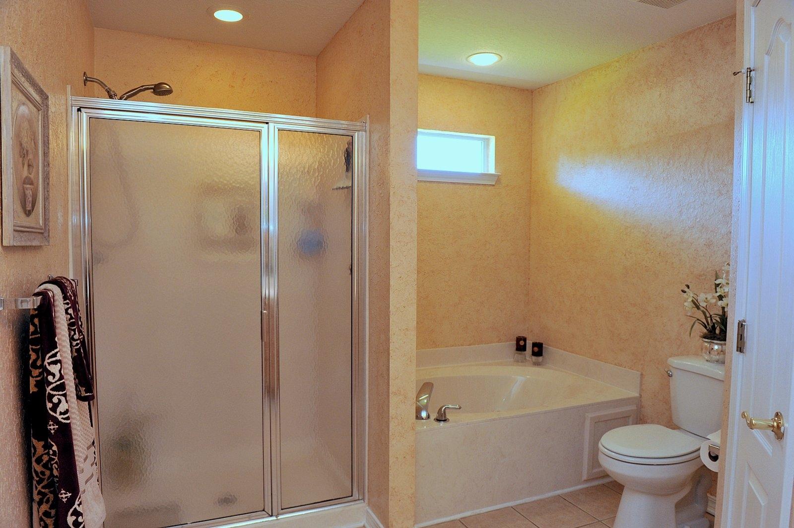 EMERALD LAKES PH 1 - Residential