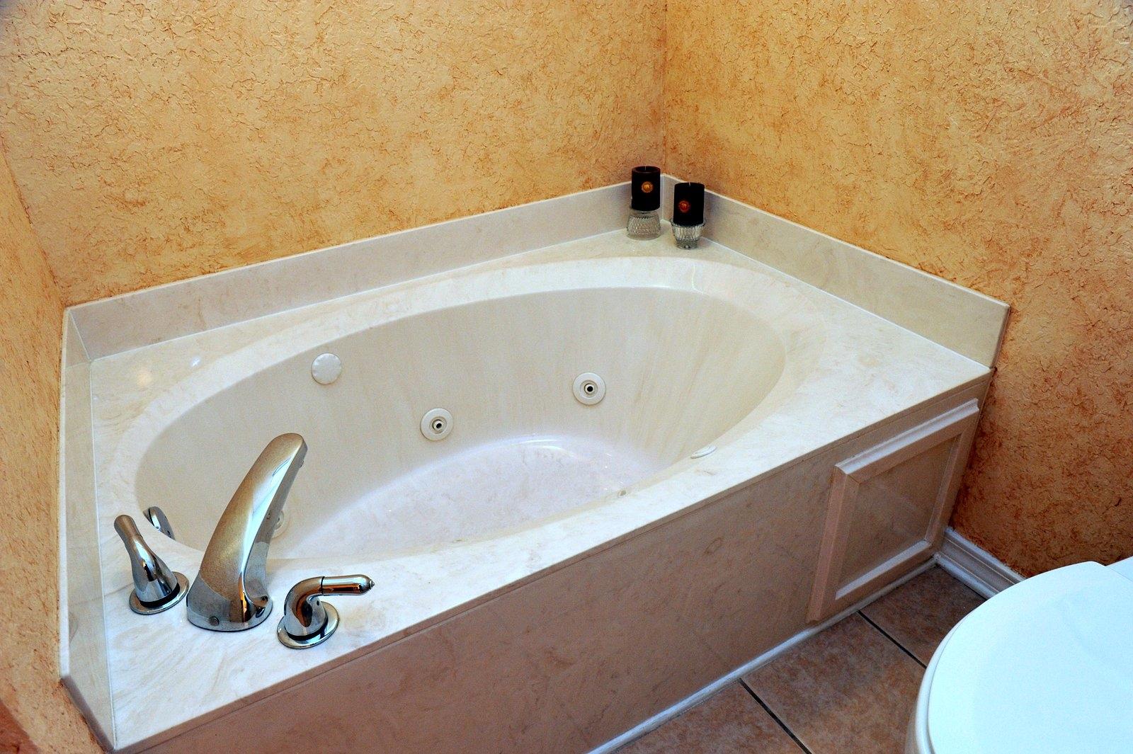 EMERALD LAKES PH 1 - Residential