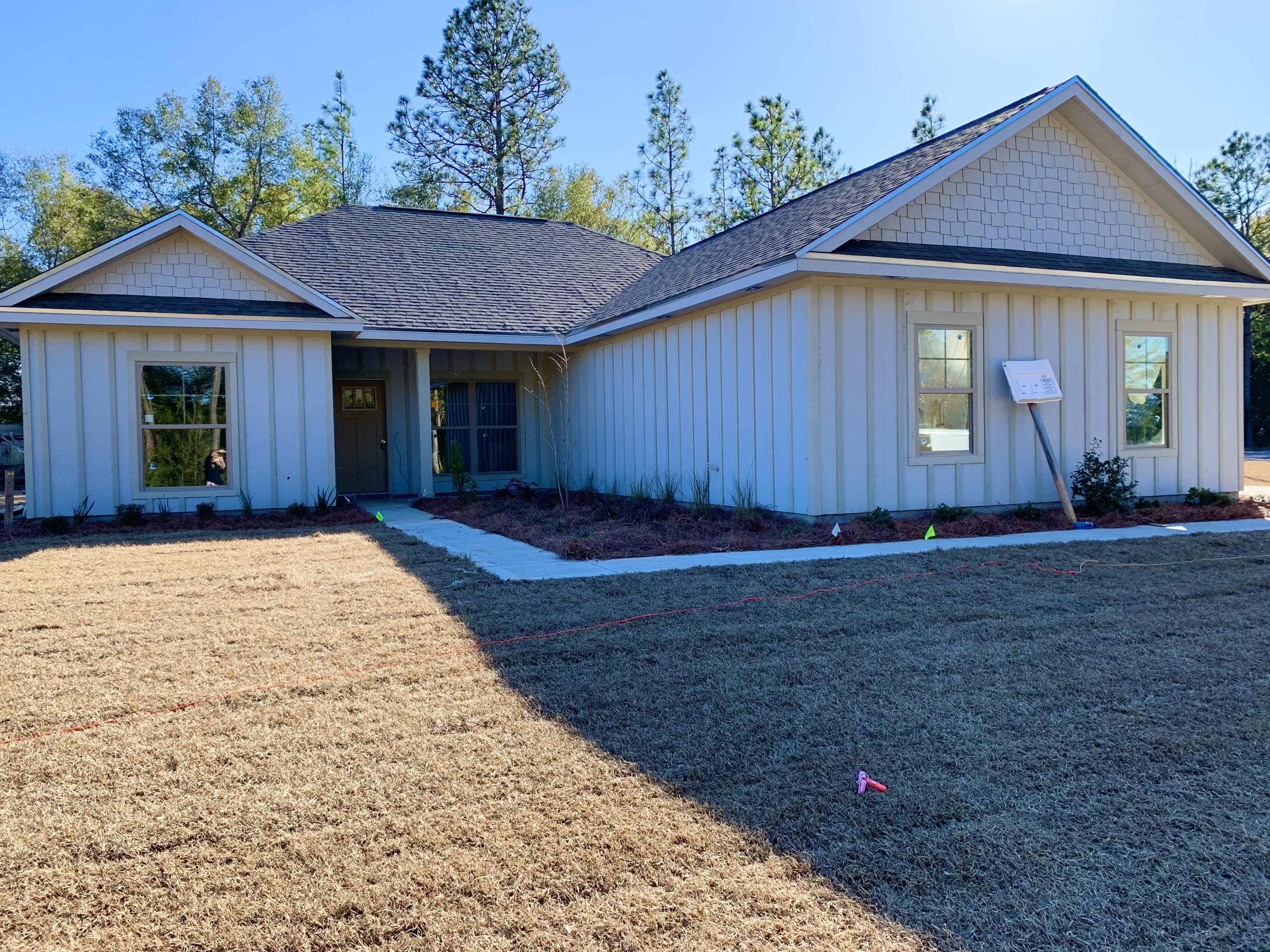 Come home to Valley View South! This new development has large home sites. The development is centrally located near shopping, schools, and restaurants. This home site is 1/2 an acre and a level corner lot with cul-de-sac for easy access. Local Craftsmen, Local quality! New Development, New home! See documents section for floor plans!