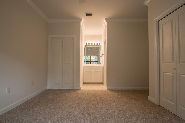 DEERWOOD, DEERWOOD DR. - Residential