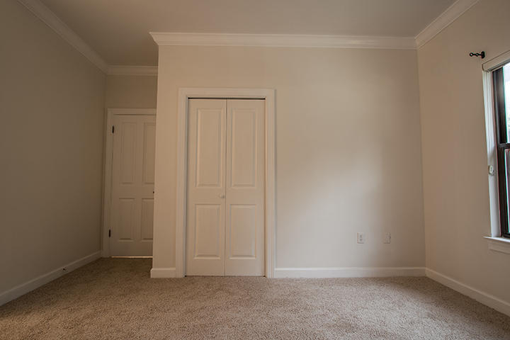 DEERWOOD, DEERWOOD DR. - Residential