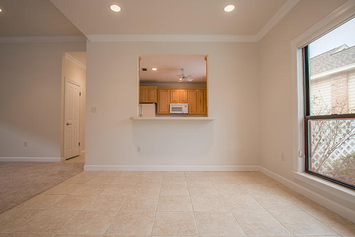 DEERWOOD, DEERWOOD DR. - Residential