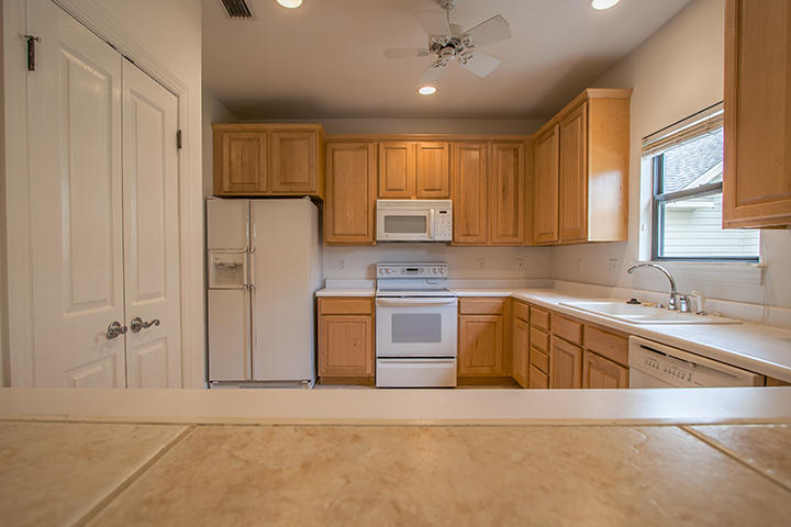 DEERWOOD, DEERWOOD DR. - Residential