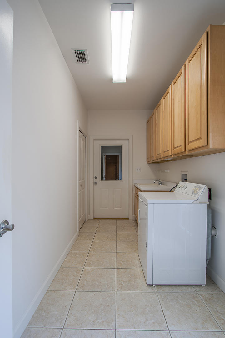 DEERWOOD, DEERWOOD DR. - Residential