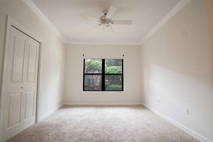 DEERWOOD, DEERWOOD DR. - Residential