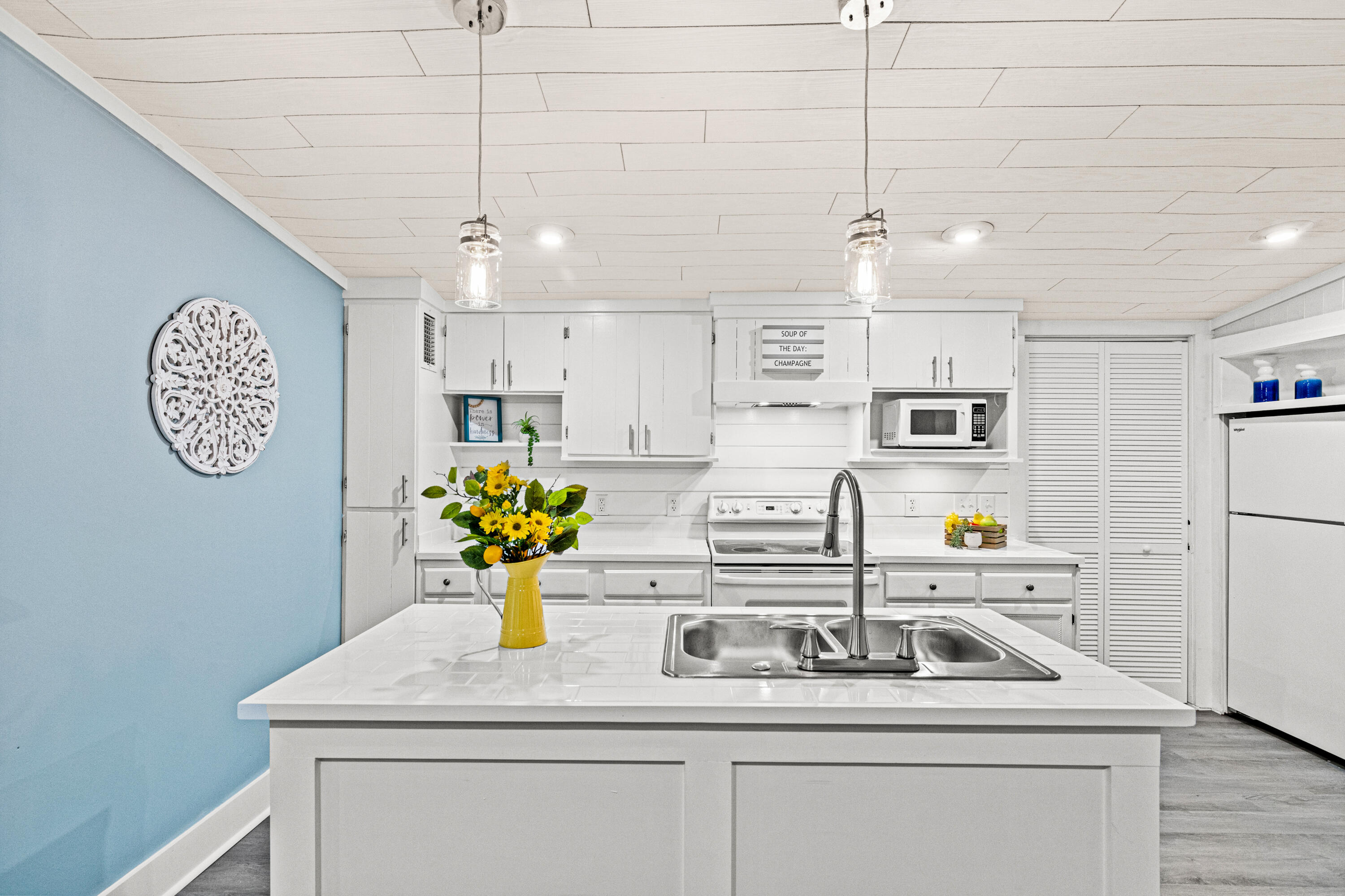 NONESUCH WAY - Residential