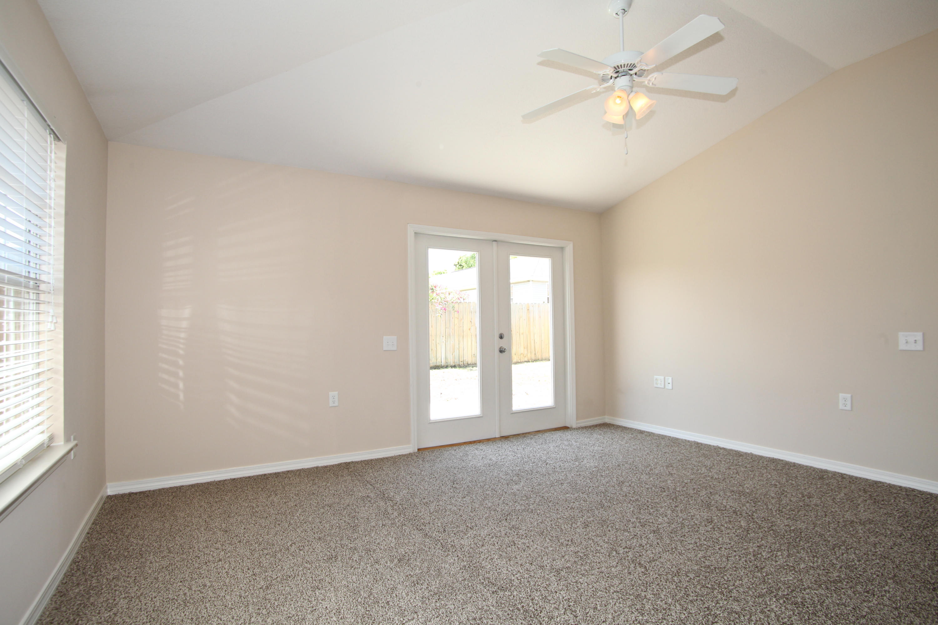 SHADOW LAKES - Residential