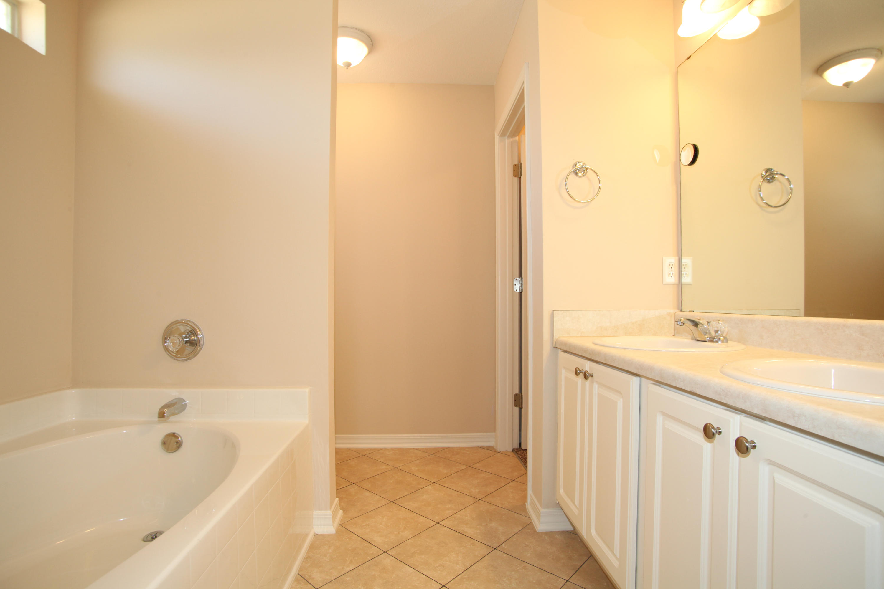 SHADOW LAKES - Residential