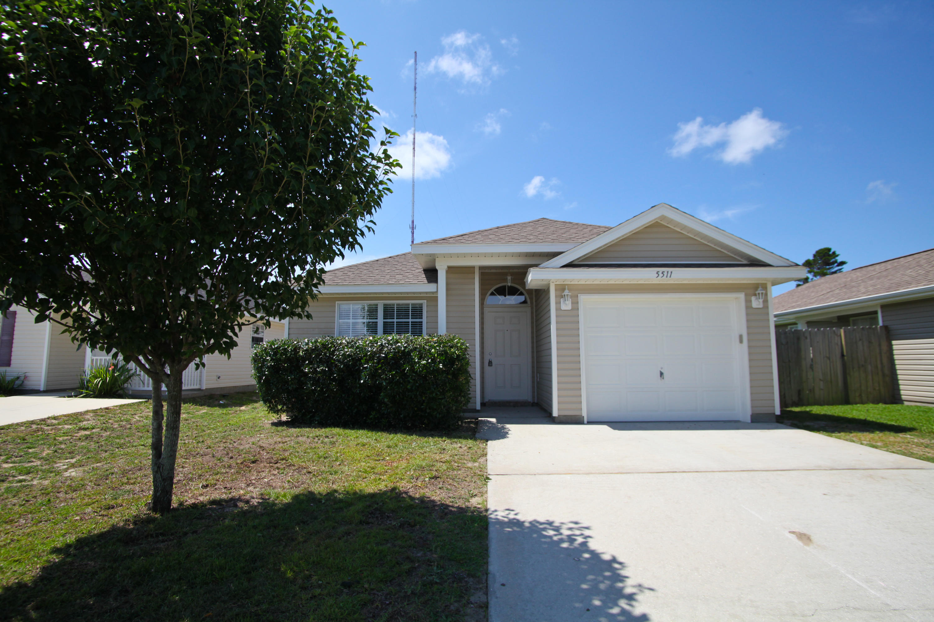 SHADOW LAKES - Residential