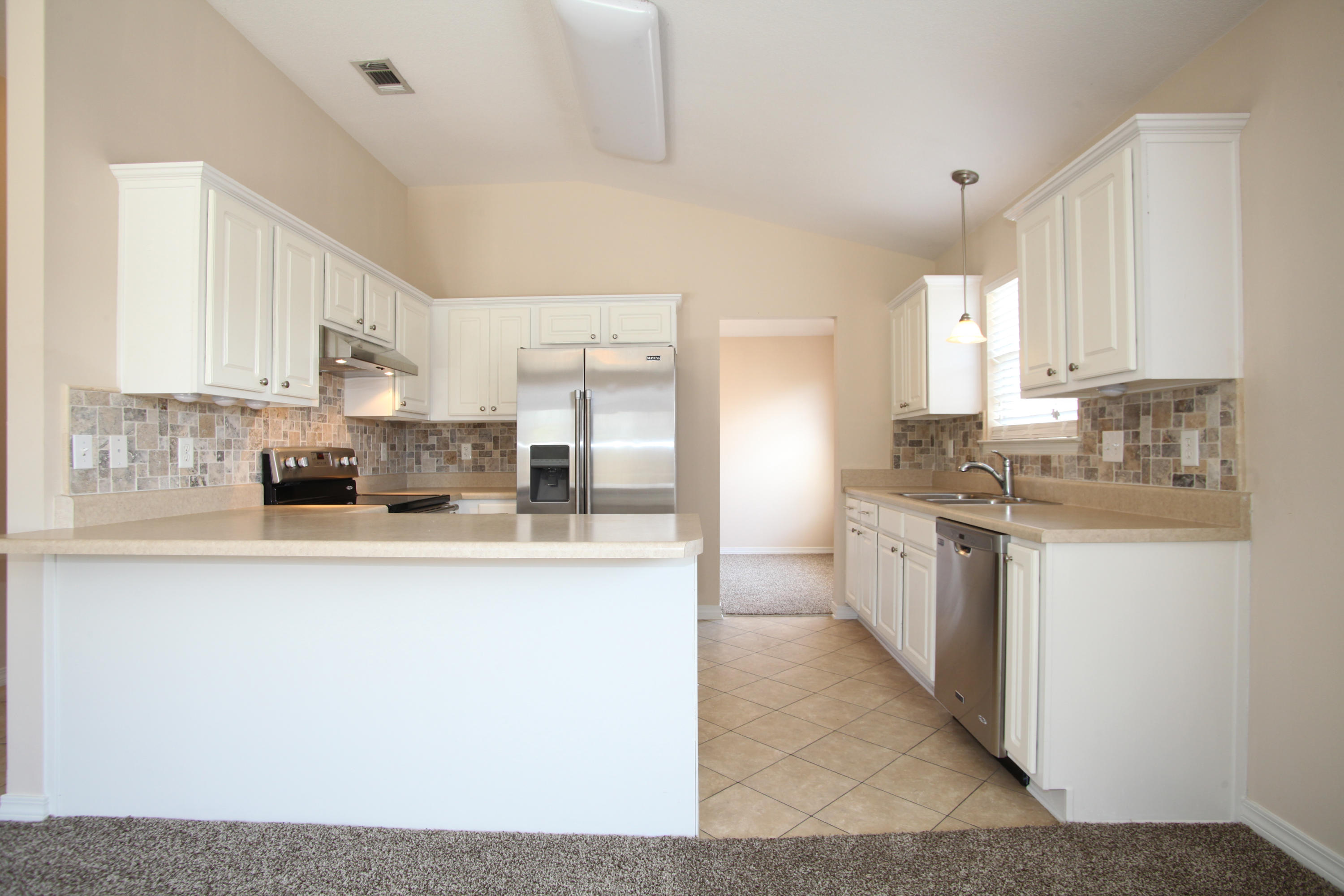 SHADOW LAKES - Residential