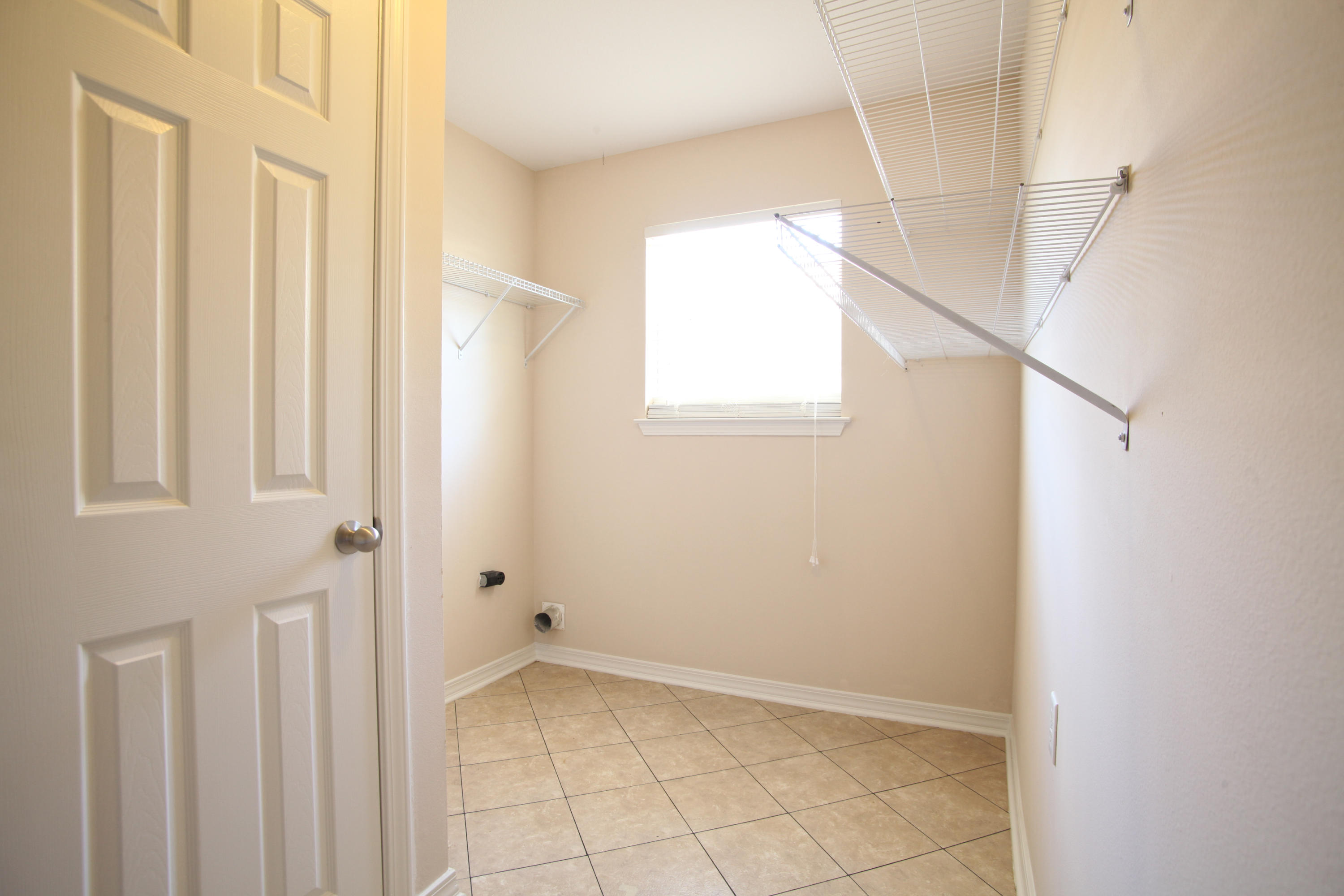 SHADOW LAKES - Residential