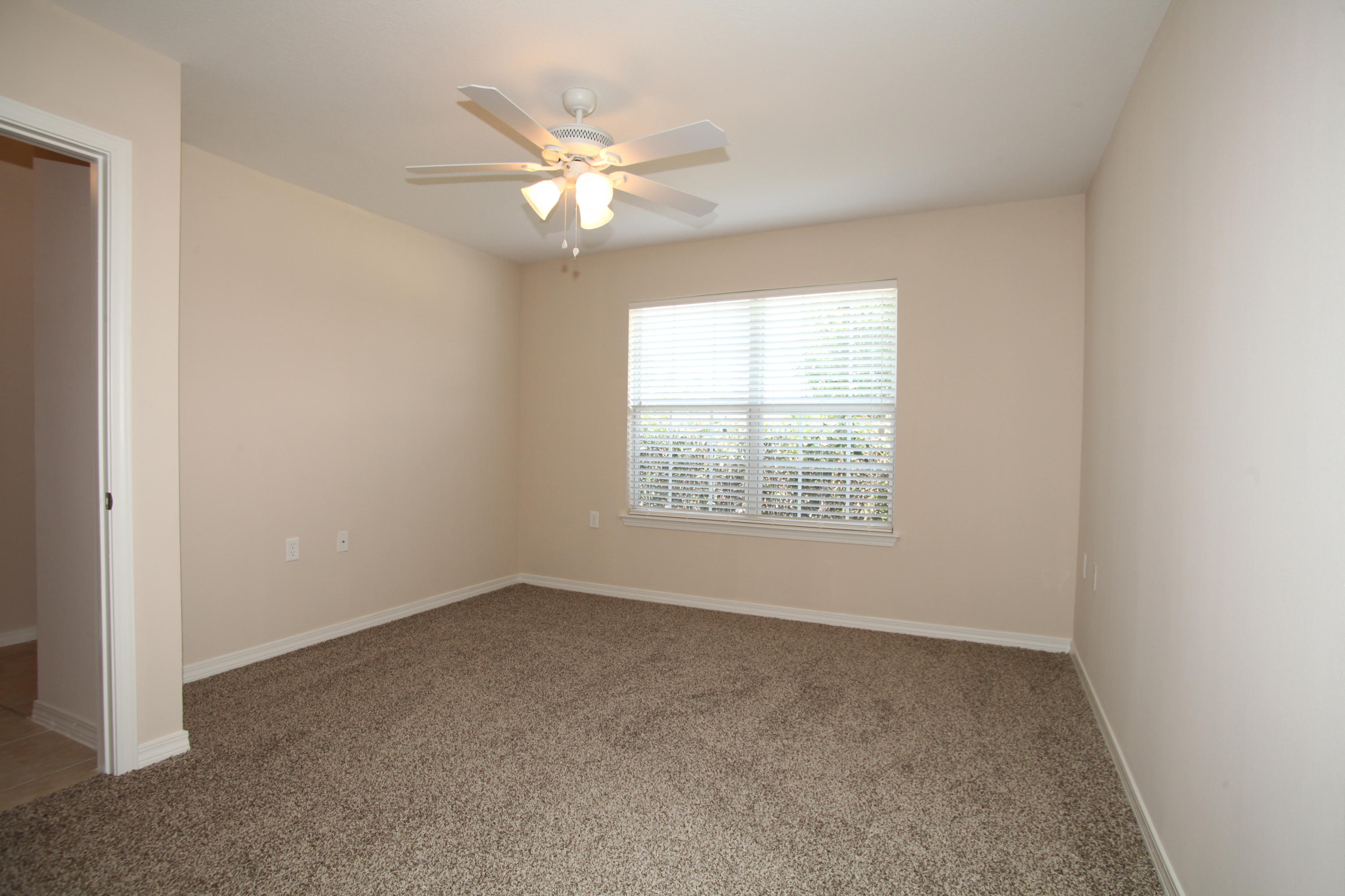 SHADOW LAKES - Residential