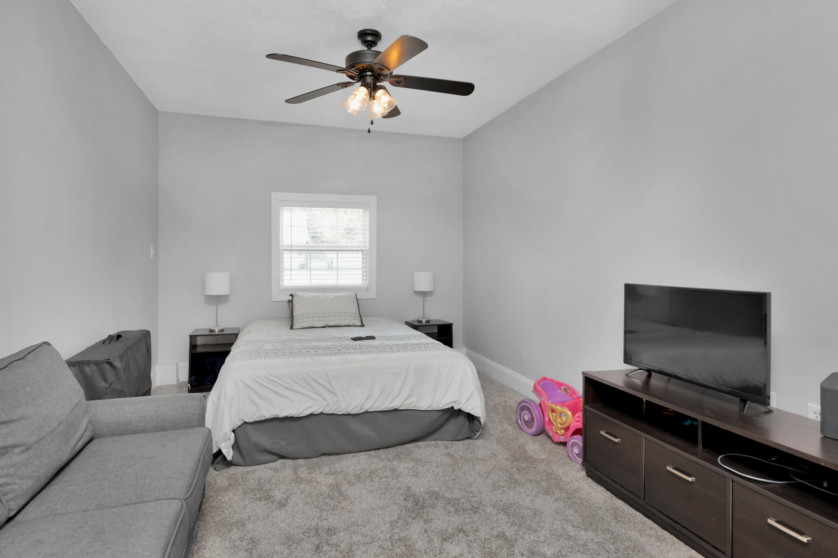 HIDDEN TRAILS PH 1 - Residential