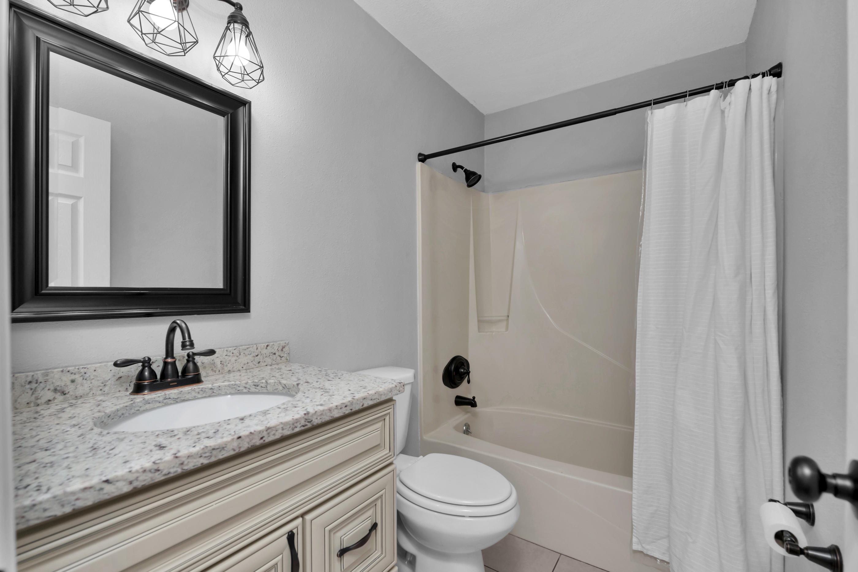 HIDDEN TRAILS PH 1 - Residential