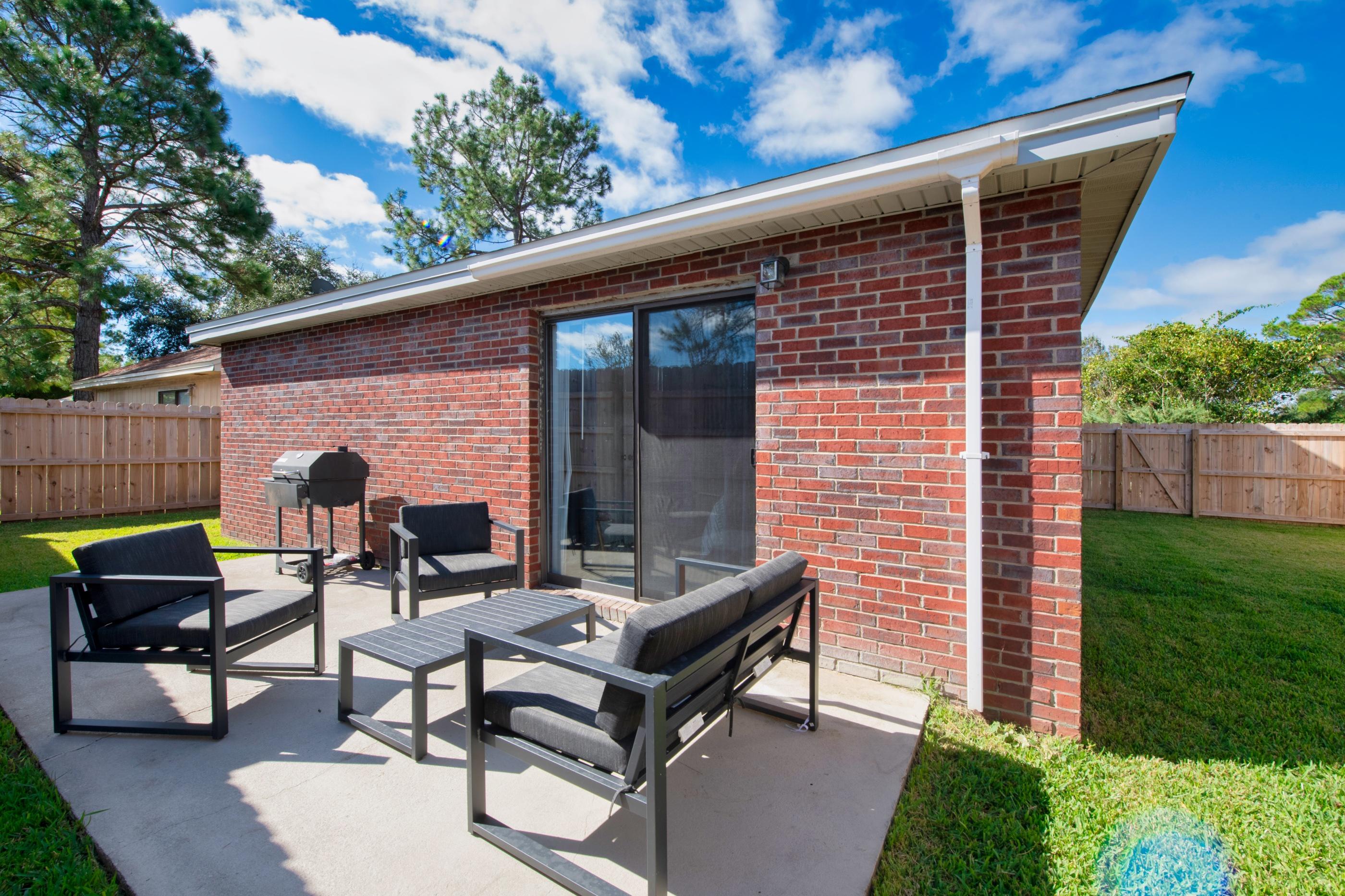 HIDDEN TRAILS PH 1 - Residential