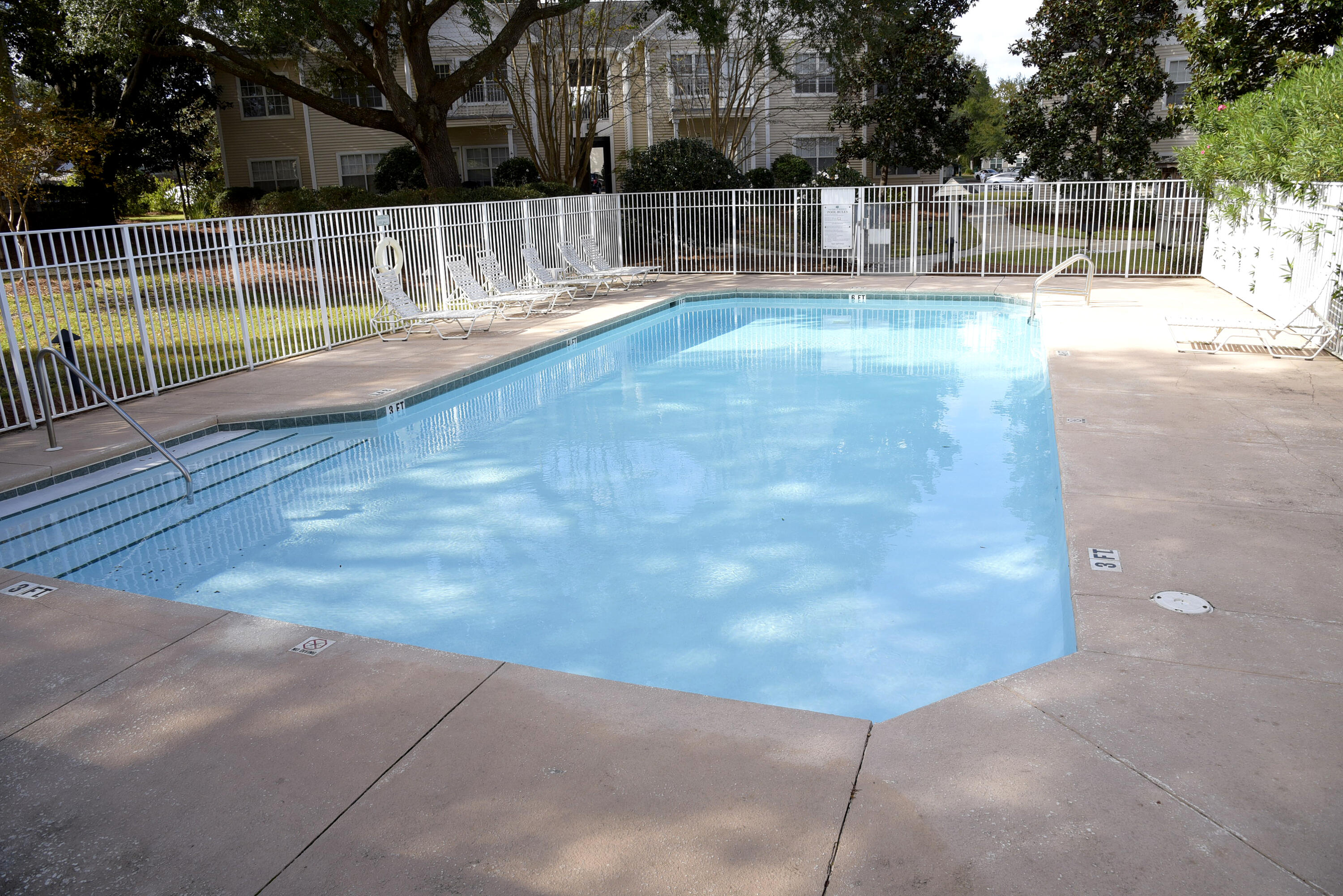 THE OAKS AT NICEVILLE - Residential Lease