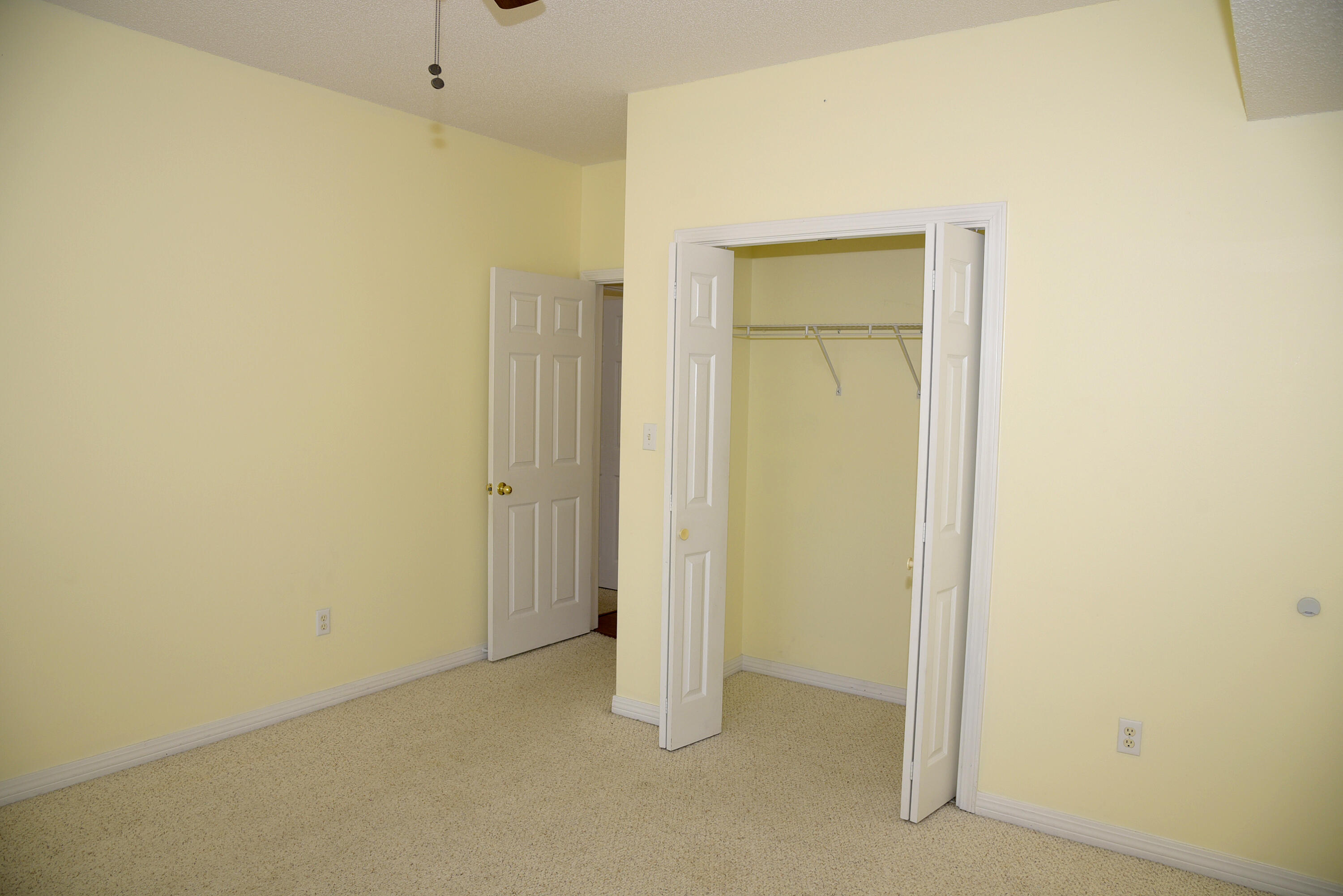 THE OAKS AT NICEVILLE - Residential Lease