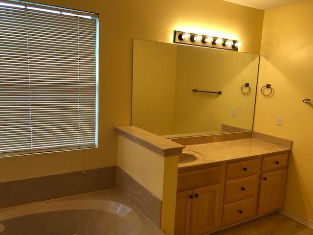 SHALIMAR COMMONS LOT 28 - Residential Lease