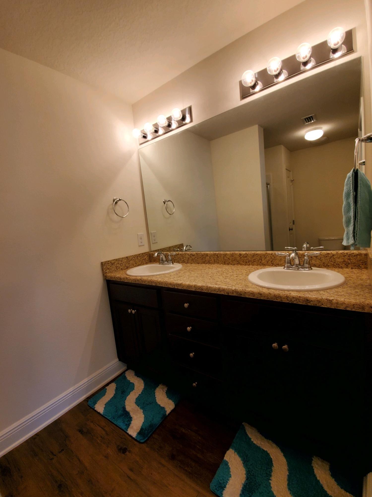 IRON HORSE T/H PH 1 - Residential